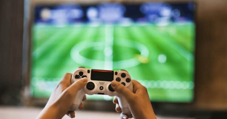 Managing a Gaming Budget While Having Fun